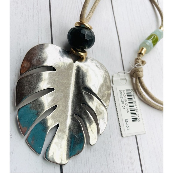 NEW NWT J. Jill Adjustable Cord Beaded Silver Leaf Pendant Necklace $39 Retail - Picture 2 of 3